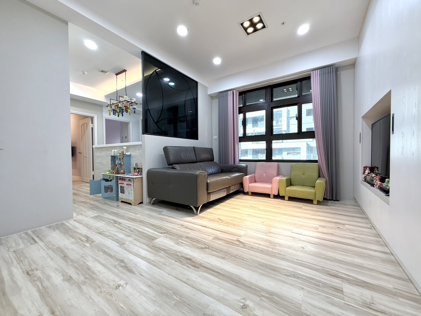 中路君邑富疆質感2房車