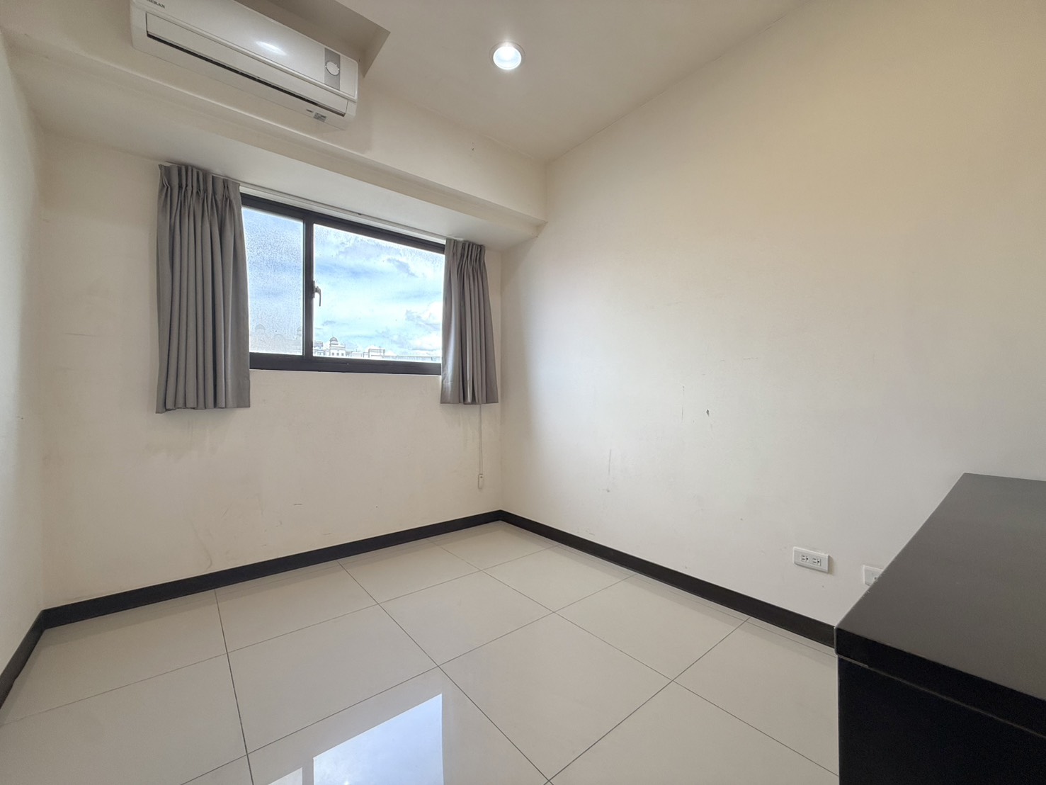 新帝標美妝大3房車