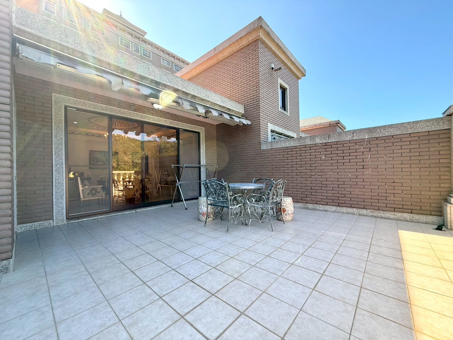 中悅至寶堡稀有電梯別墅