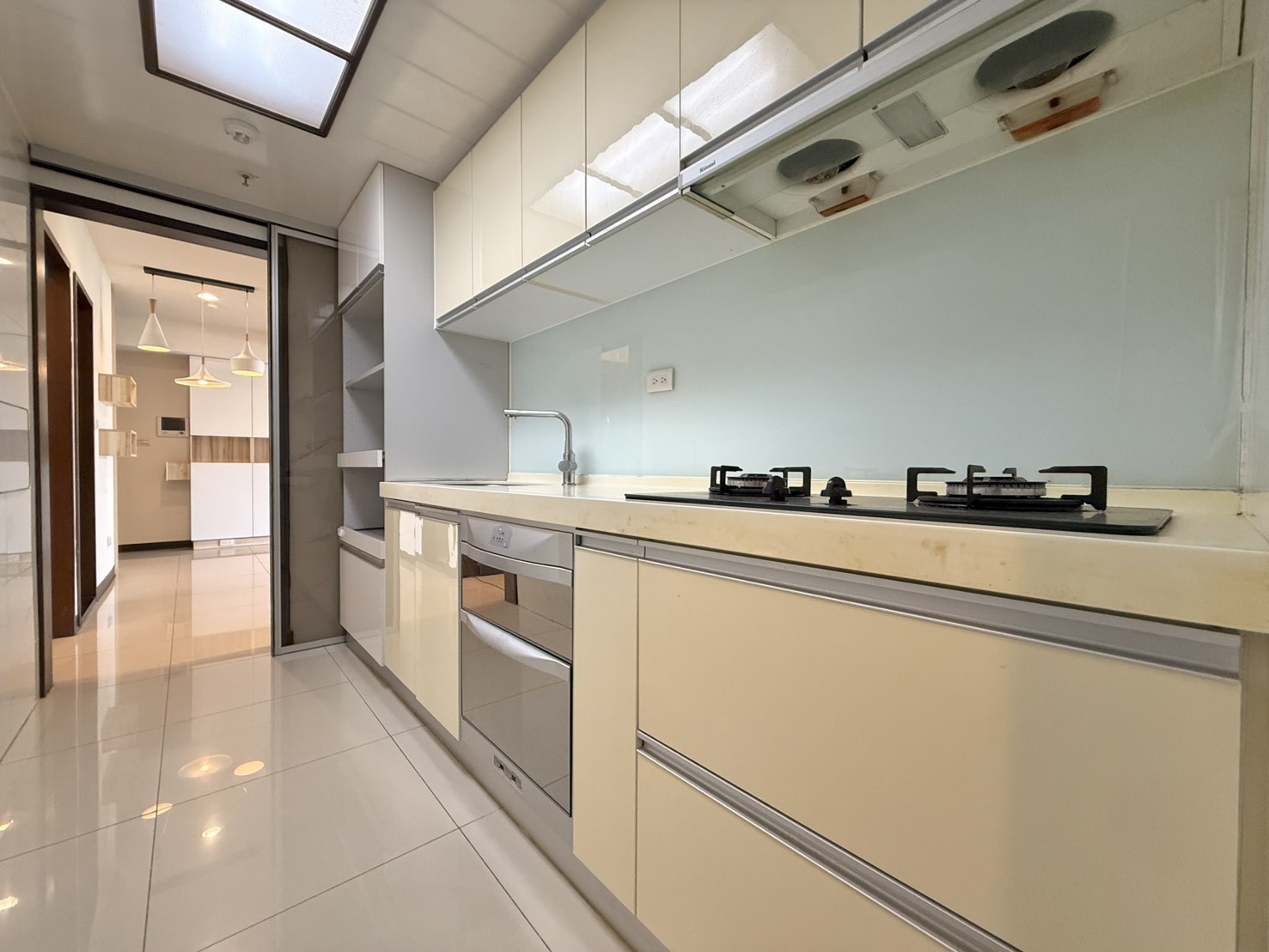 新帝標美妝大3房車