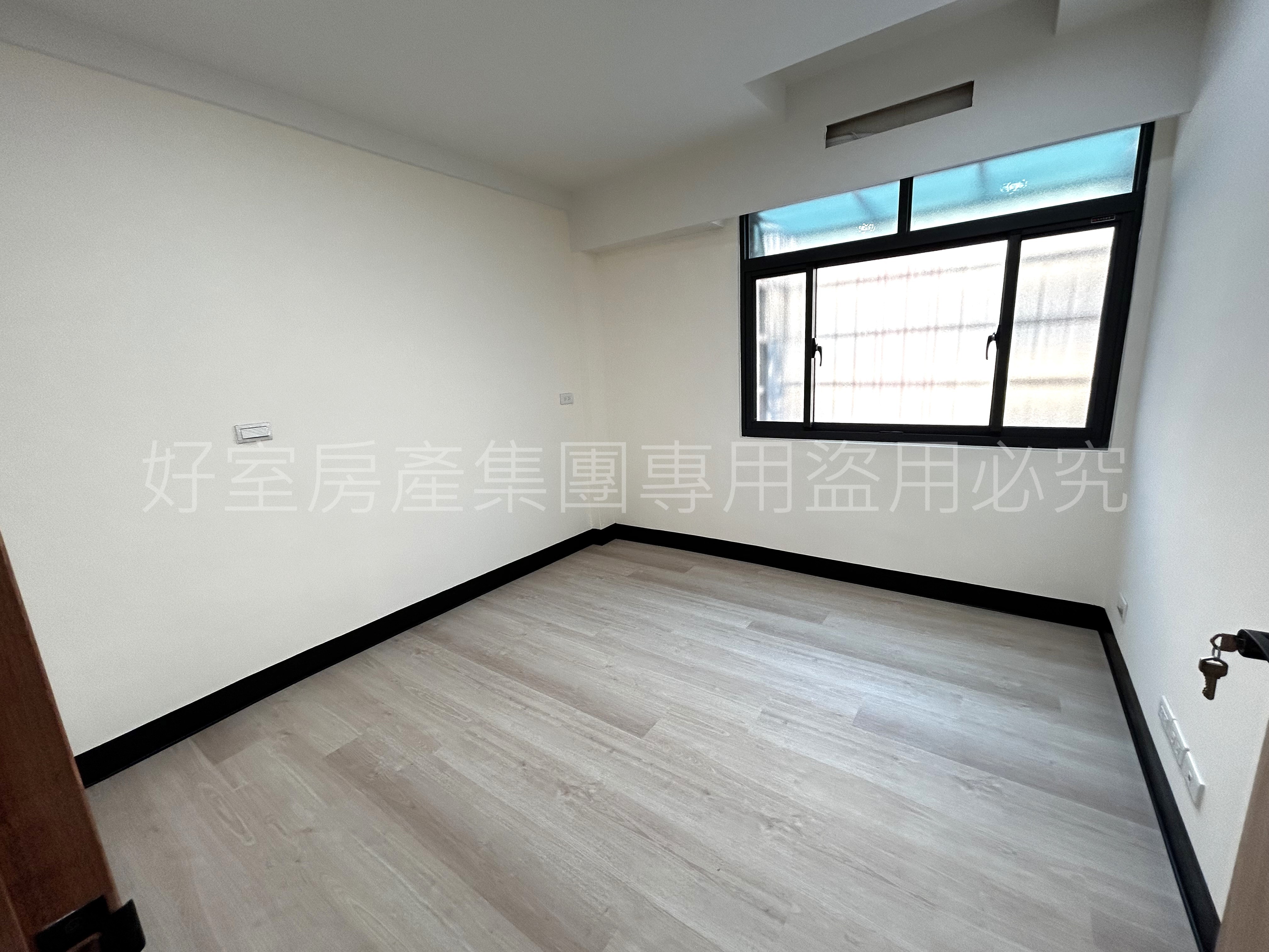 (好室)文中路麥當勞附近~全新整理德華街公寓三樓