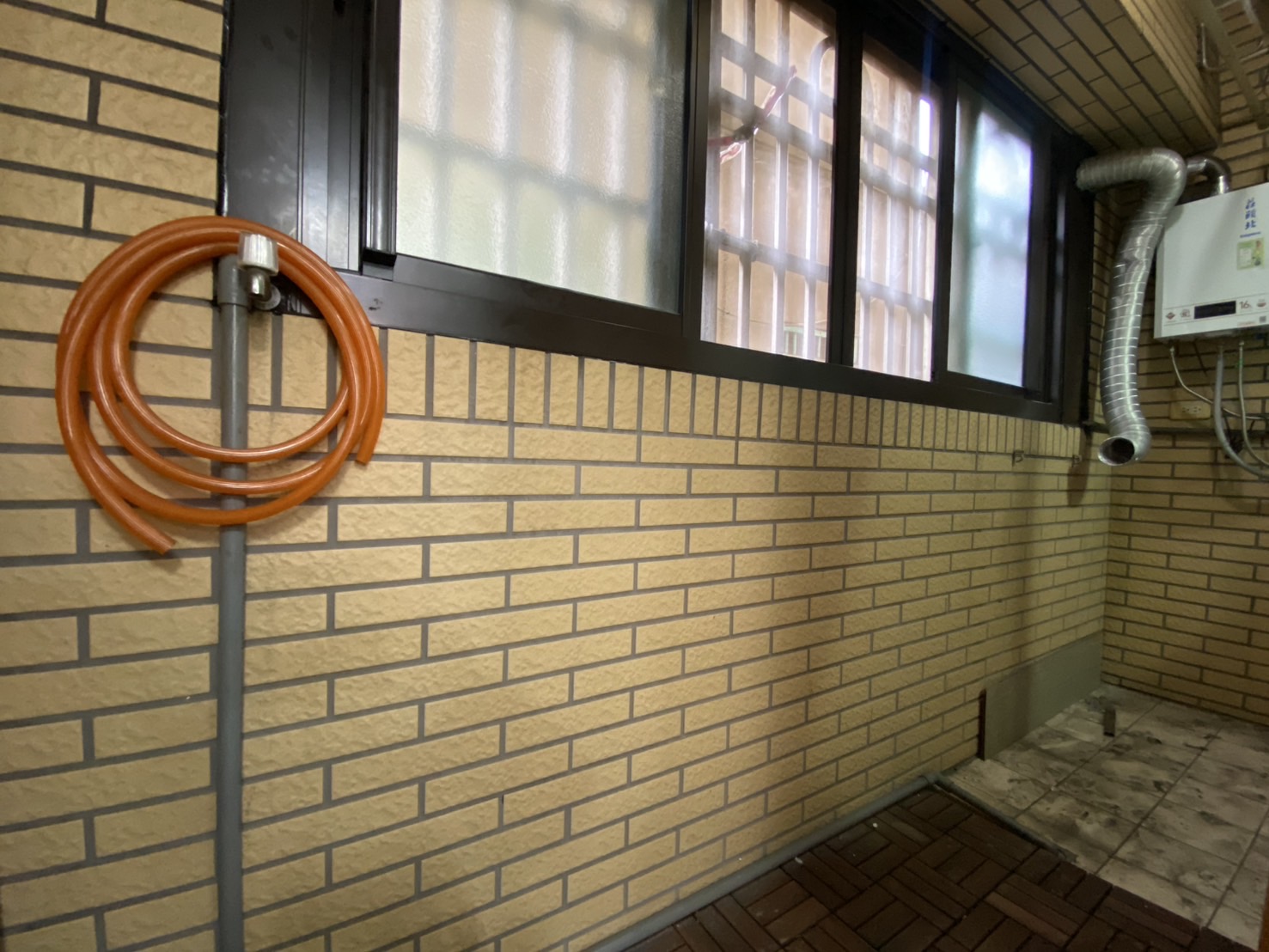藝文城品3房車位