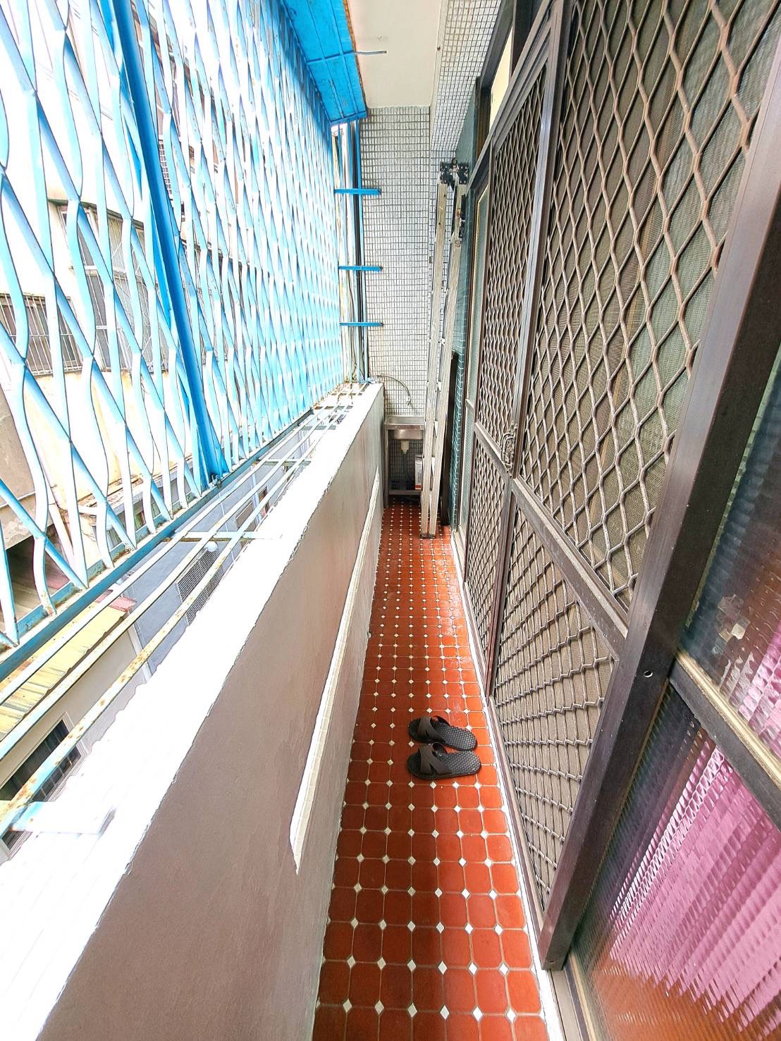 🏷️ 「台中東區罕見透天｜LALAPORT生活圈×千萬內自住首選，地段潛力全面啟動！」