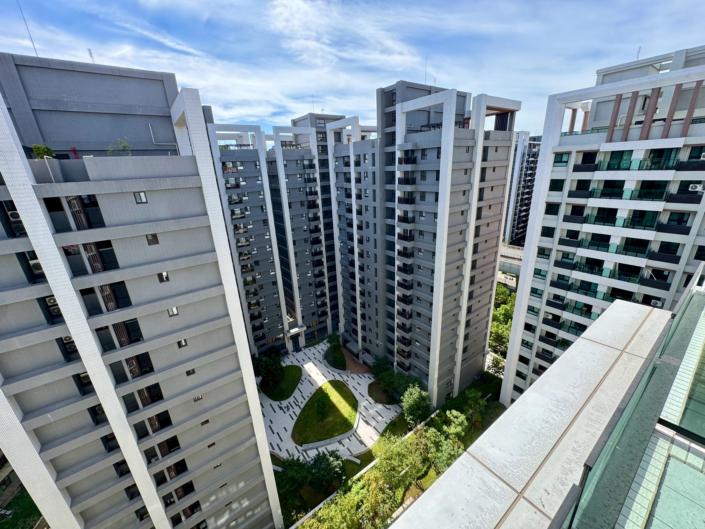 🏷️太平樹孝新地標｜高樓三面採光稀有釋出，景觀視野一眼到底！