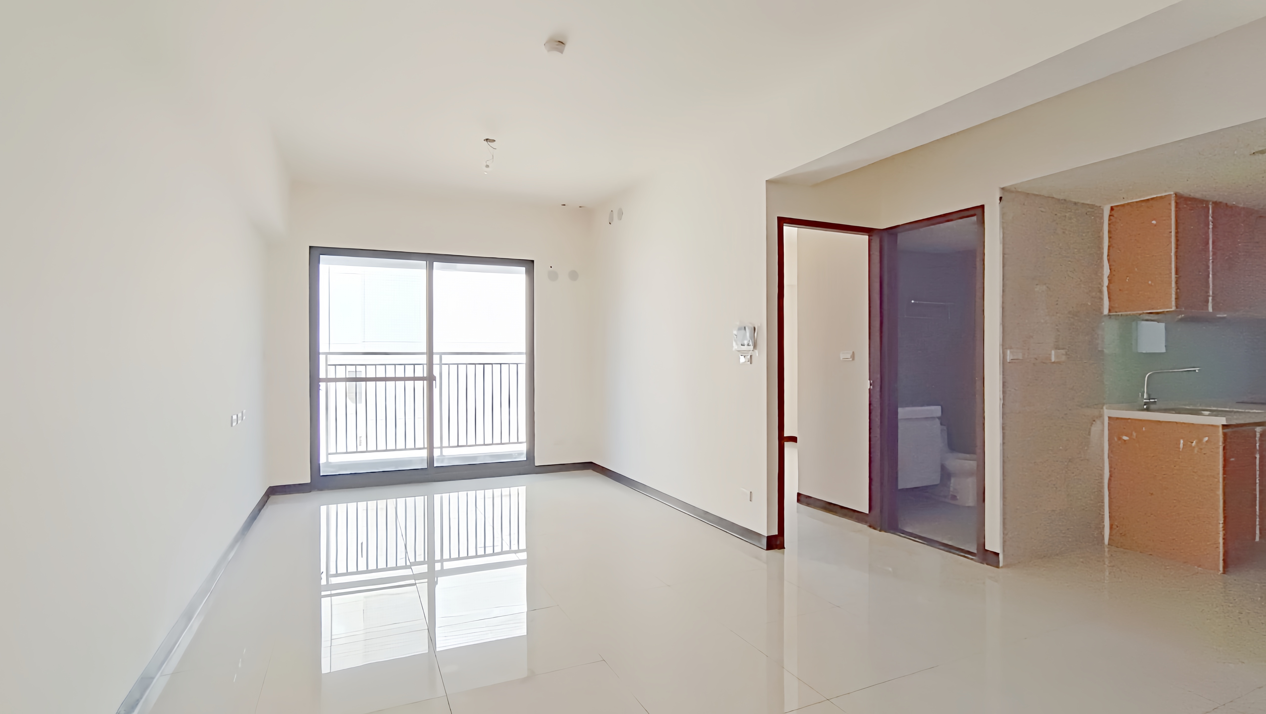 💥【震撼海線新低價】全新交屋柏斯市！⚡️低於實登價 $768$ 萬含車位🚗！秒殺邊間 $2+1$ 房！