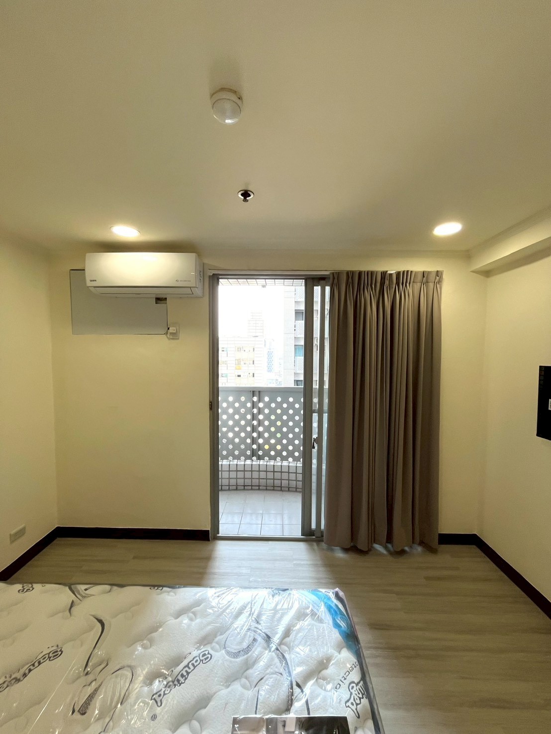 🔥近美術館高樓質感大套房｜獨立洗曬＋可開伙流理台✨即住即享