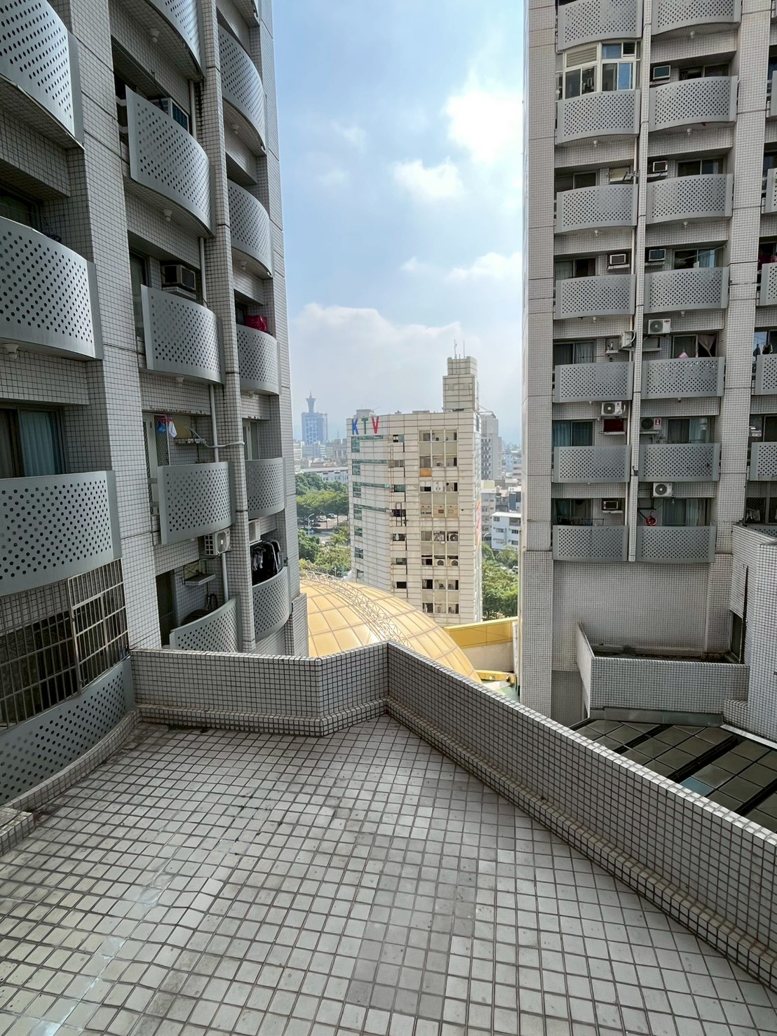 🔥近美術館高樓質感大套房｜獨立洗曬＋可開伙流理台✨即住即享