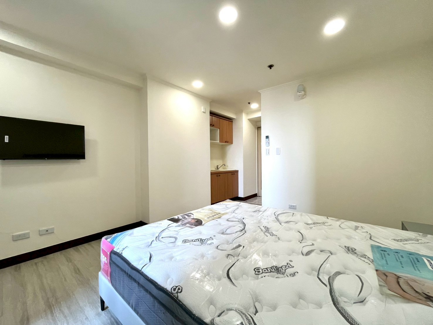 🔥近美術館高樓質感大套房｜獨立洗曬＋可開伙流理台✨即住即享