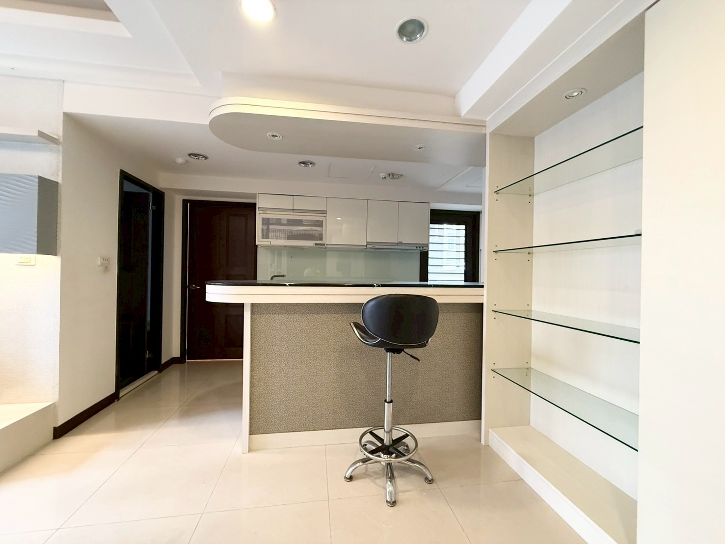 🌿【專簽｜勝美La ONE✨勤美草悟道第一排質感1+1房＋平車】 城市心臟，住進一場理想的生活。