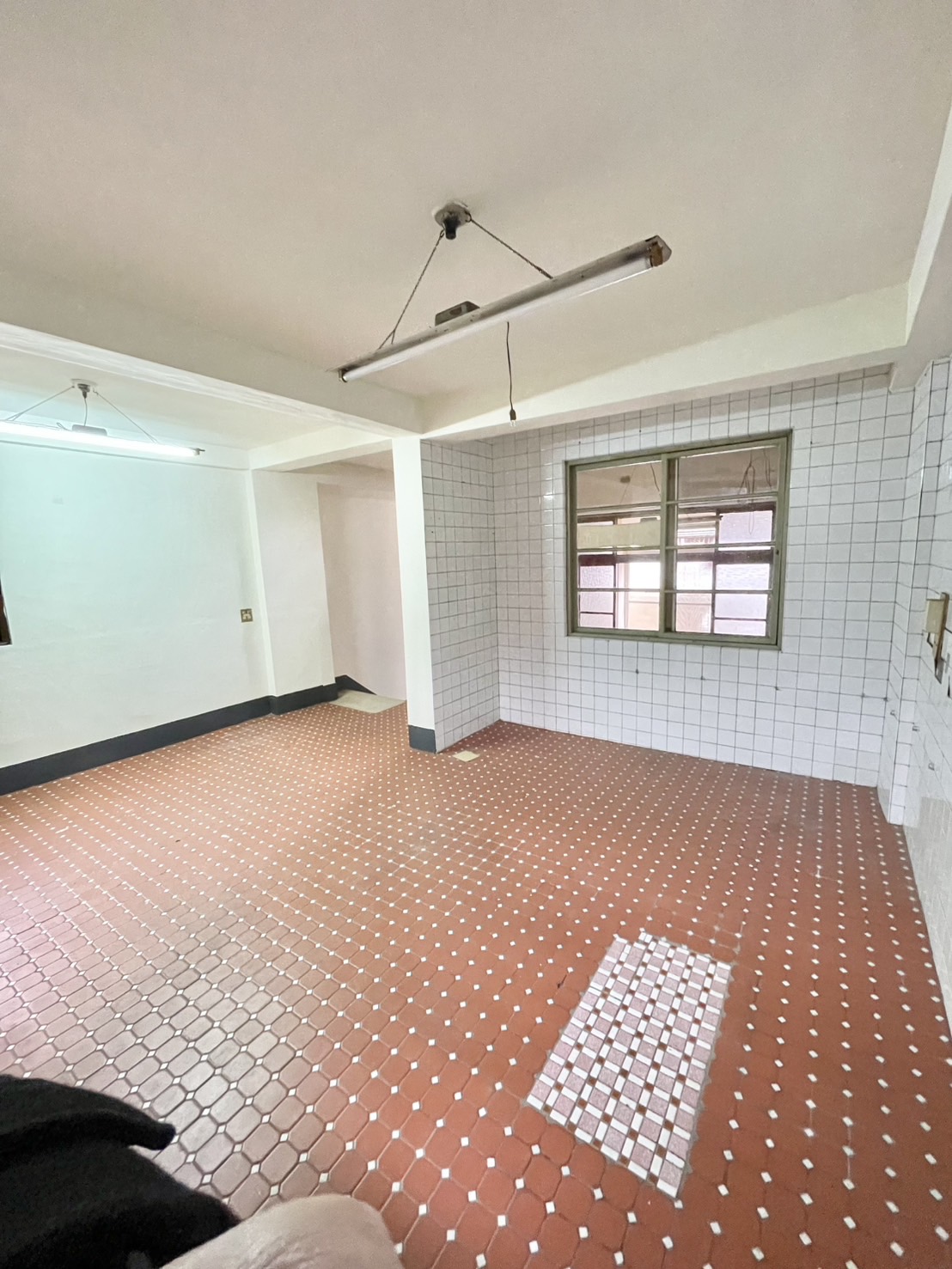 💥中區稀有物件鄰臺灣大道｜8米路店面｜捷運藍線｜投資自住兩相宜