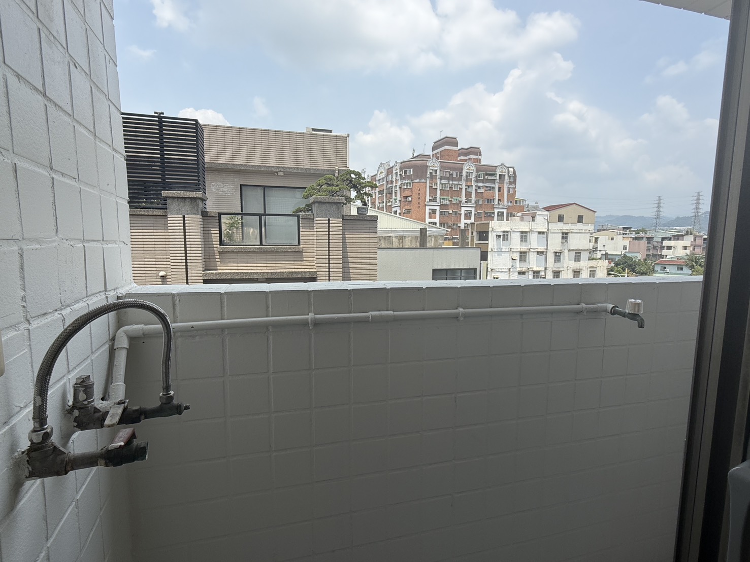 🧡【霧峰中正路金雞母】未來橘線加持🚇！低總價 438 萬⚡️投報率炸裂一房一廳！🔥