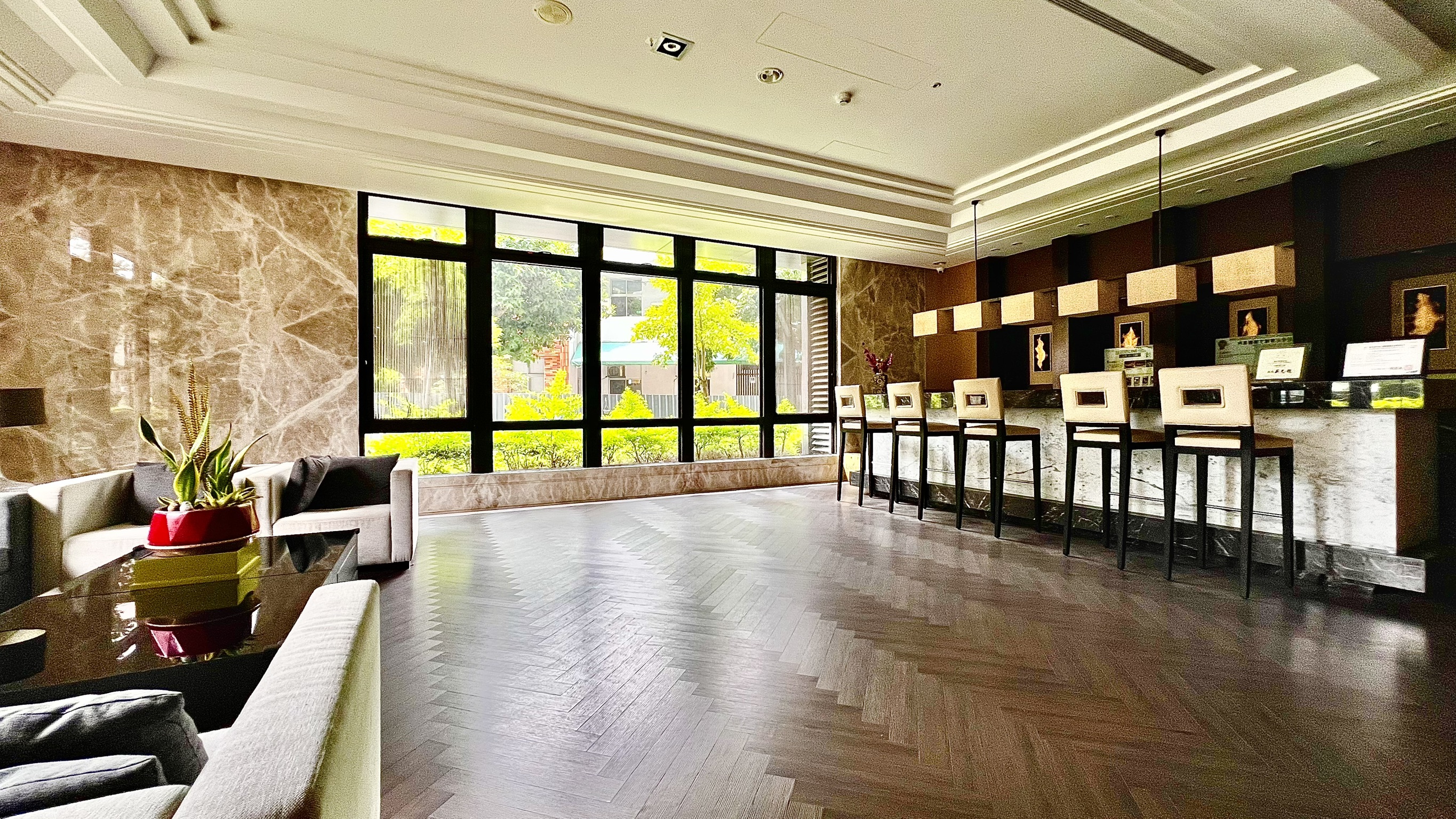 🏠【親家新匯｜中興大學旁✨頂樓邊間景觀三房＋平車】 視野無限，生活無界，自住置產一次到位！