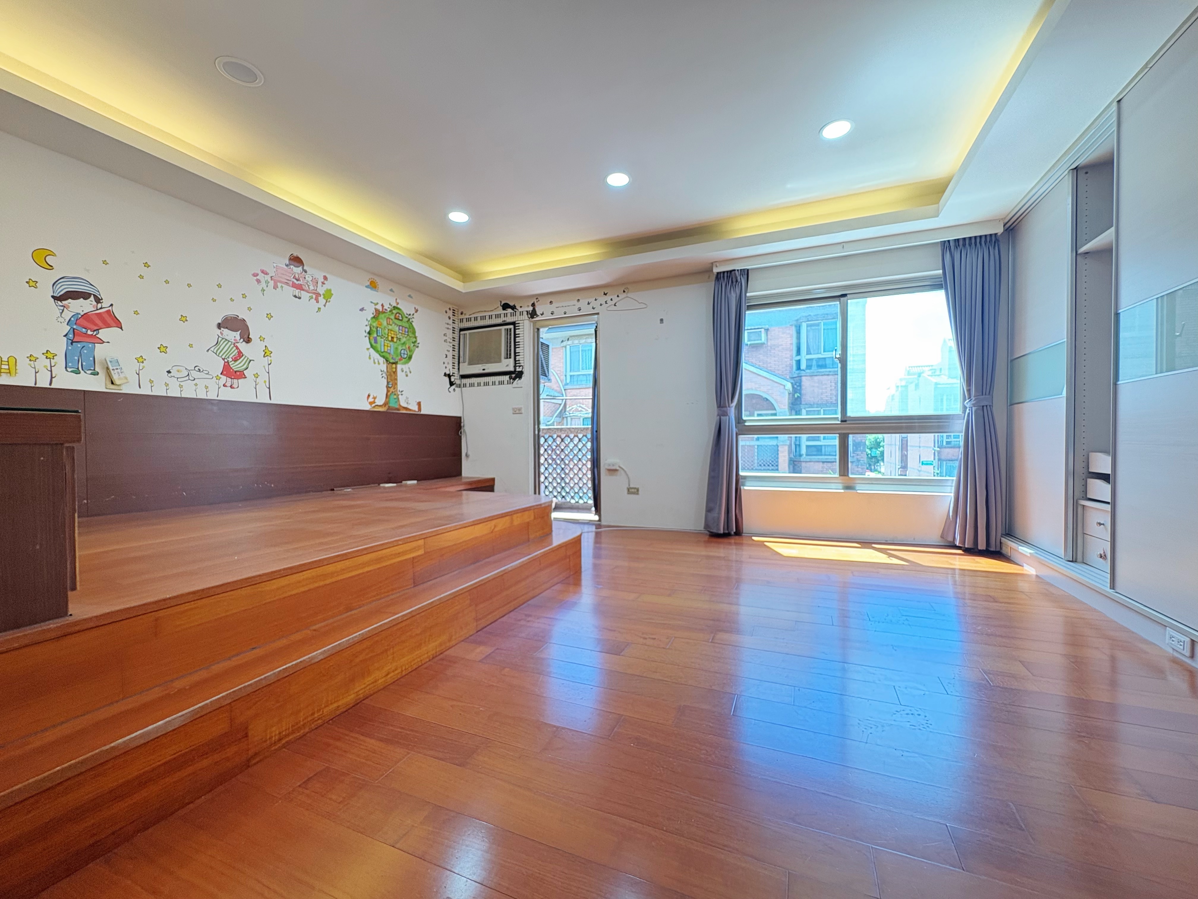 👑 名社區絕版邊間｜採光帝王｜75坪黃金格局稀有釋出