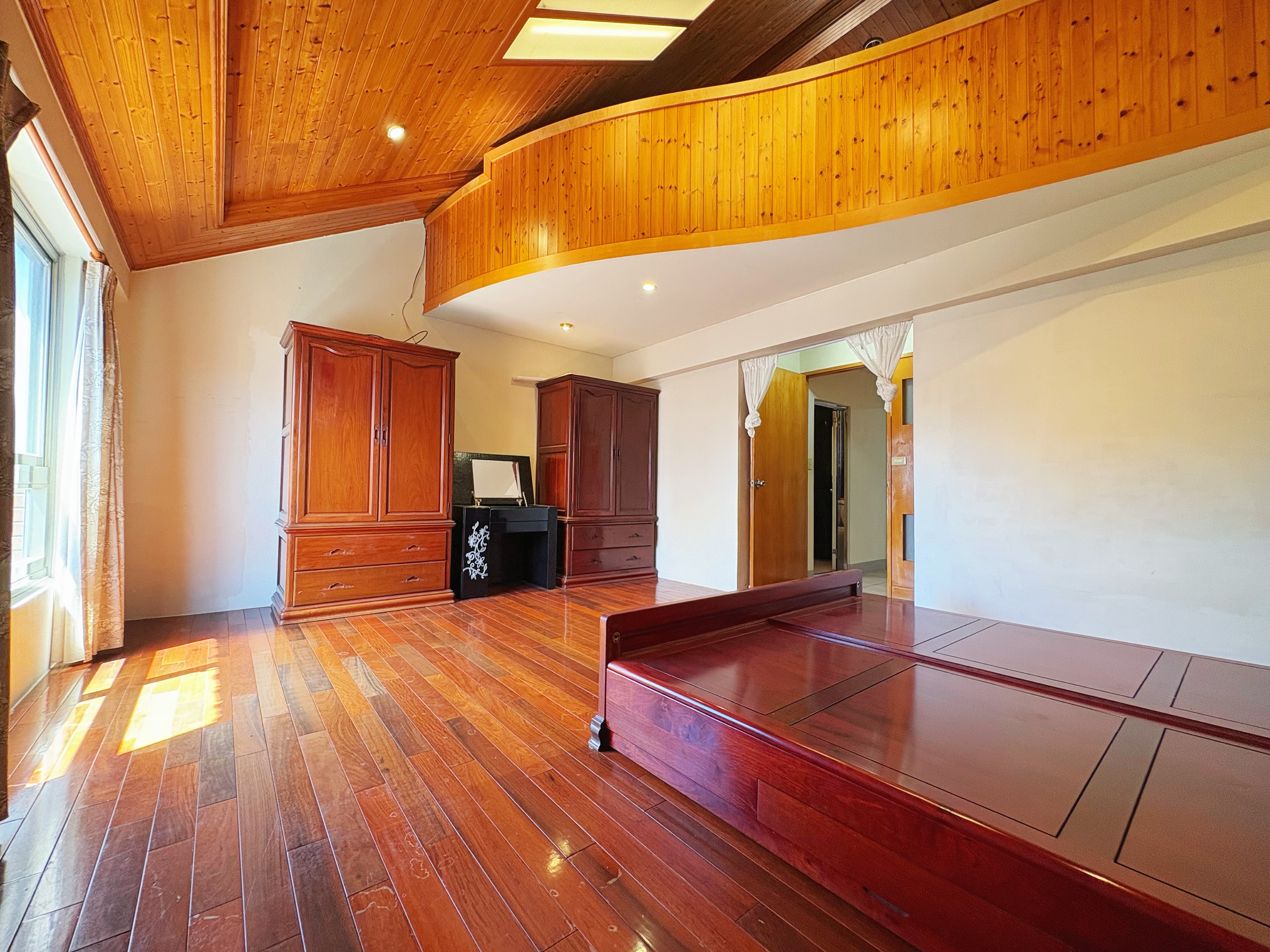 👑 名社區絕版邊間｜採光帝王｜75坪黃金格局稀有釋出