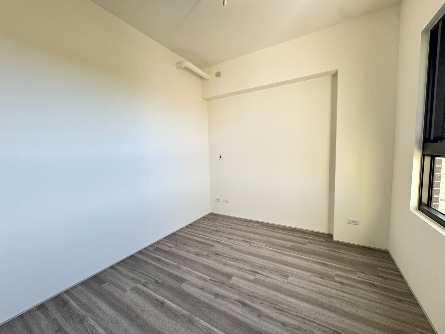 雲鑽景觀兩房雙車~急售出價談