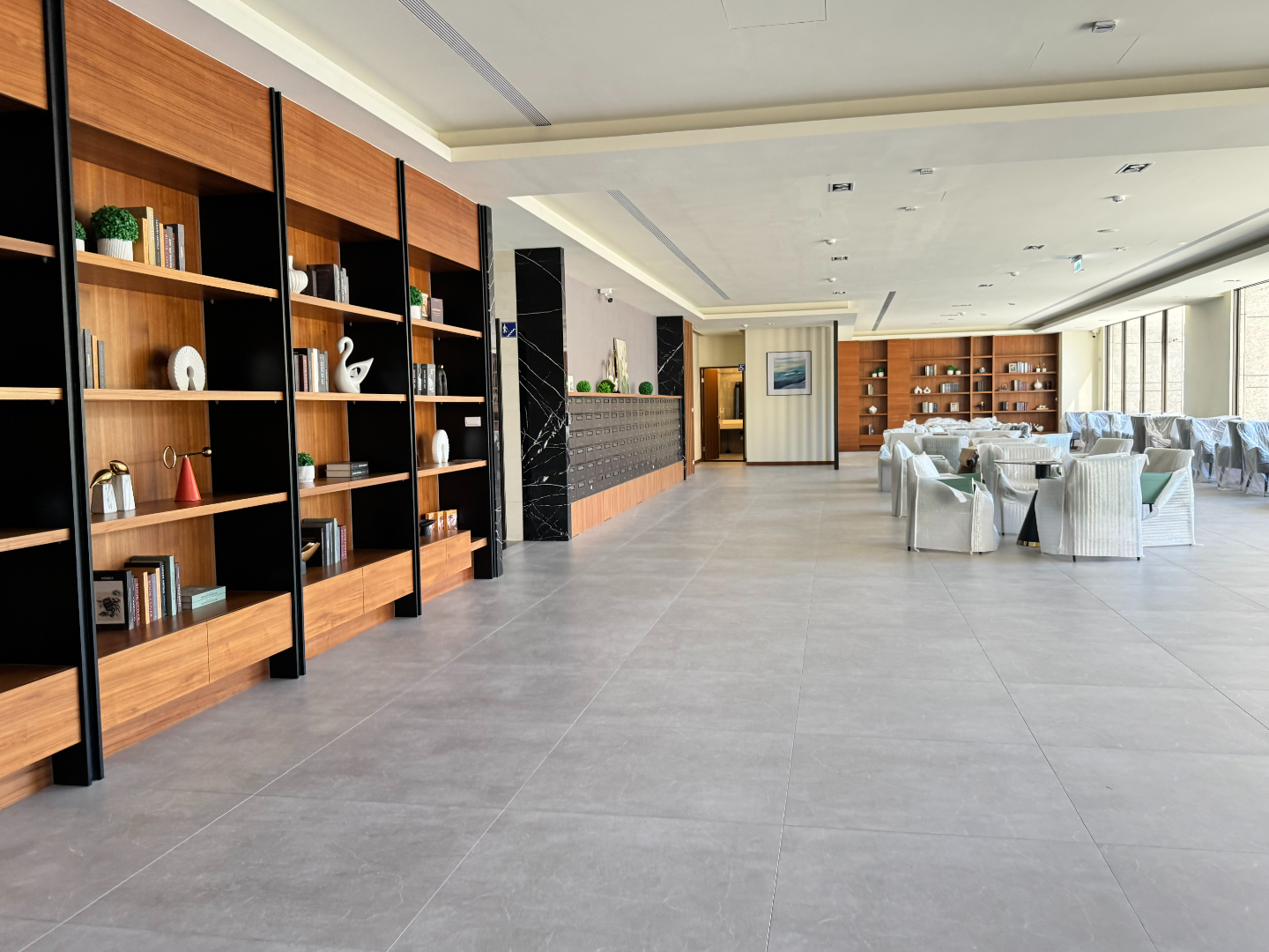 雲鑽景觀兩房雙車~急售出價談