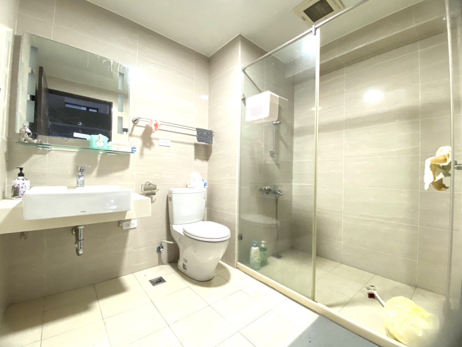 🔥中信王牌團隊🔥609💎急!稀有屋主賠售合宜人口密集店面 💰👍💵🍎