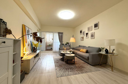 大陽台有電梯 而且吃喝玩樂很便利喔 漂亮的大4房華廈