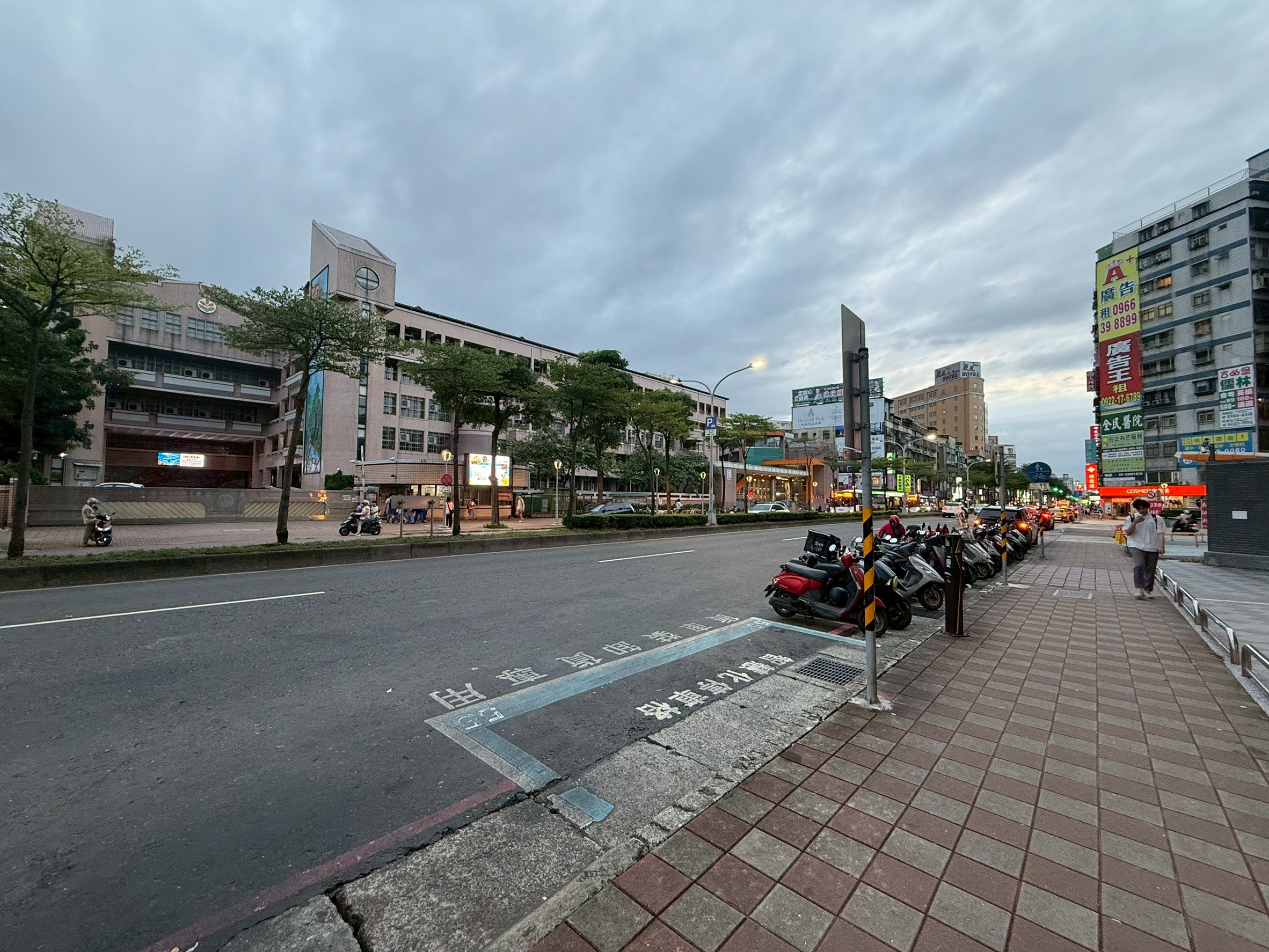 🌟優質商務空間🌟 三重交通方便 三和路寬敞辦公大樓