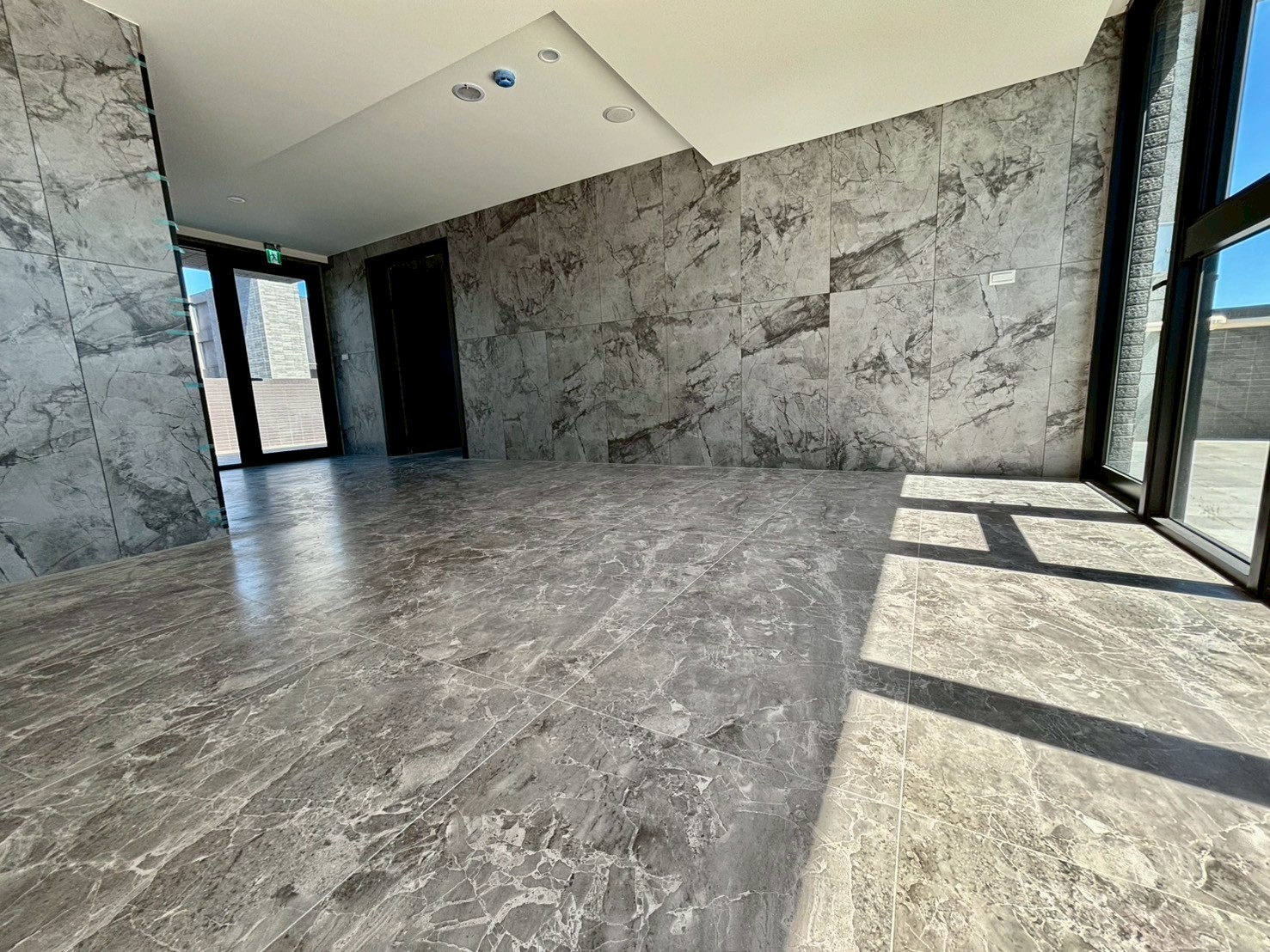 徐匯捷運 吉晟賦 全新落成 格局漂亮 正常兩房 雙衛浴