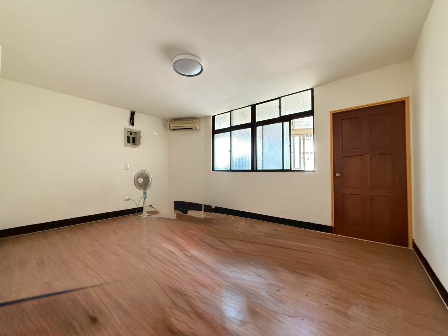 三重知名小籠包 鼎佳大空間美寓