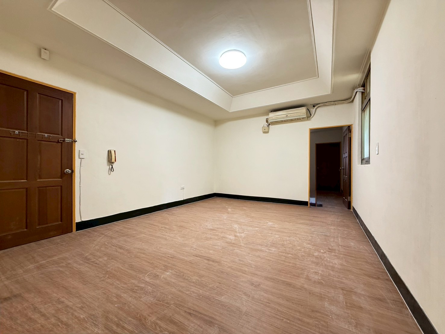 三重知名小籠包 鼎佳大空間美寓