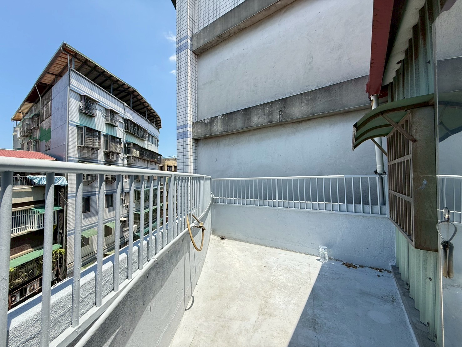 三重知名小籠包 鼎佳大空間美寓