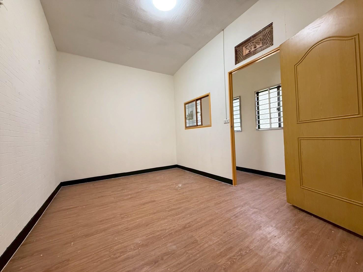 三重知名小籠包 鼎佳大空間美寓