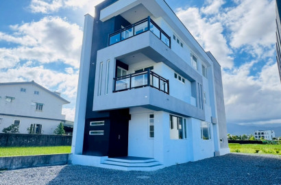 永慶許書豪★員山全新電梯農舍