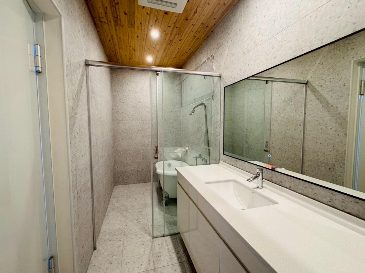 永慶許書豪★員山全新電梯農舍