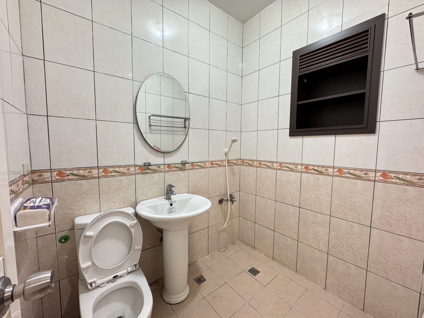 永慶許書豪★羅運旁738萬屋況佳美透天