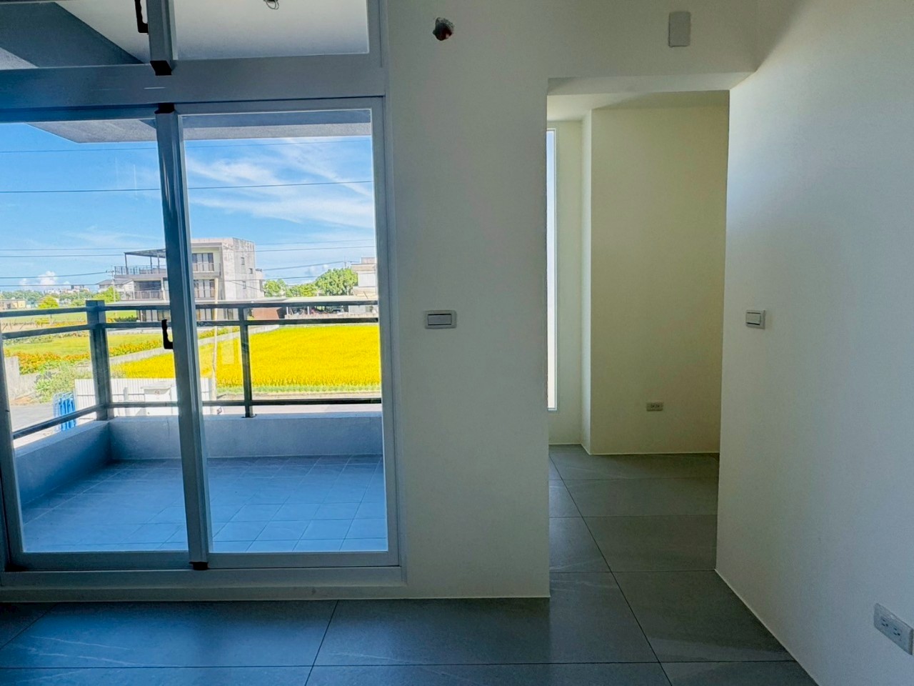 永慶許書豪★員山全新電梯農舍