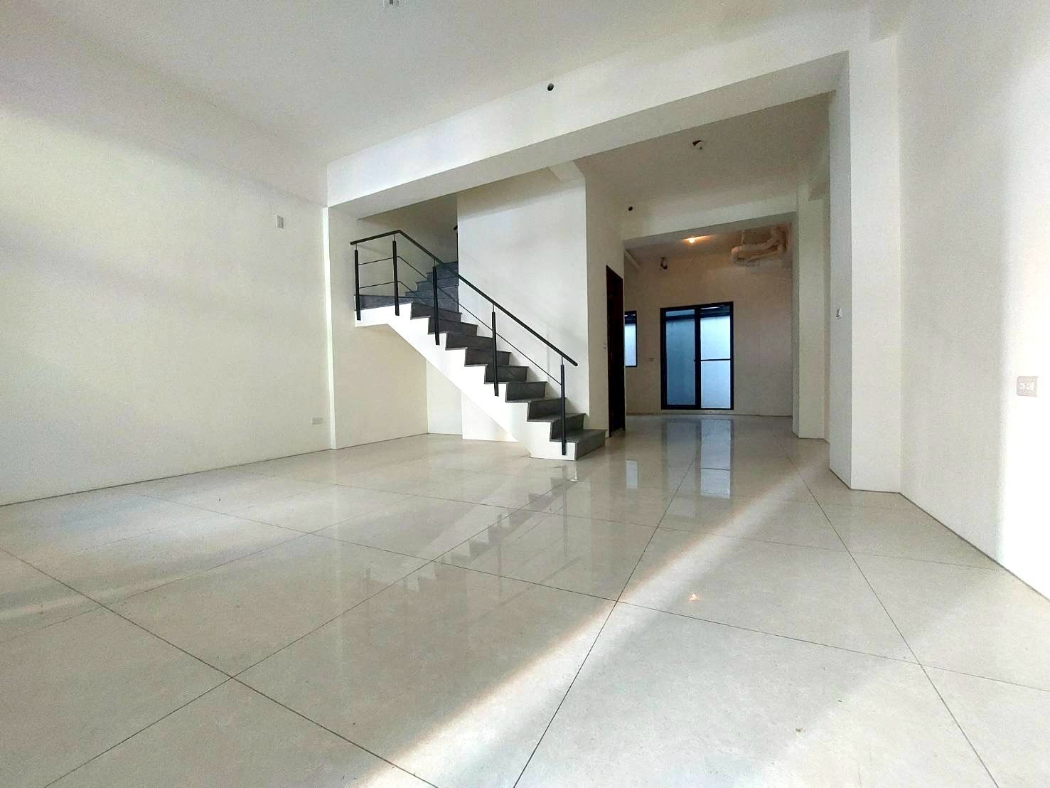 永慶許書豪★五結宴京寬院子全新未住邊間別墅