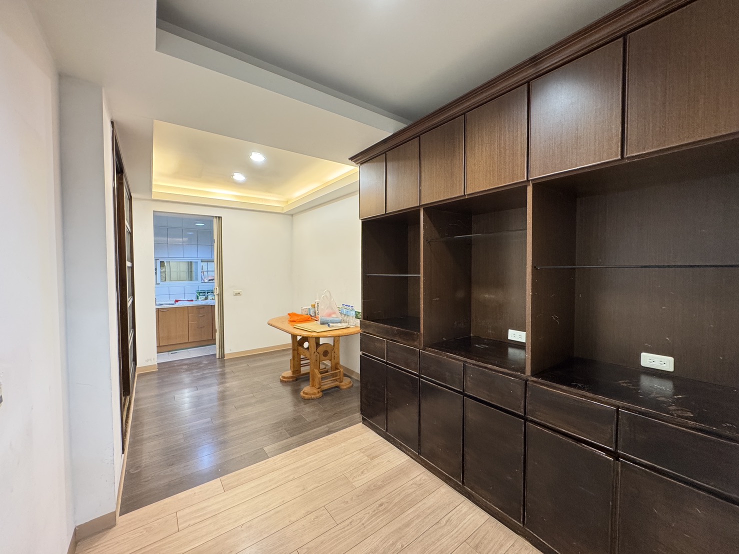 永慶許書豪★羅運旁738萬屋況佳美透天