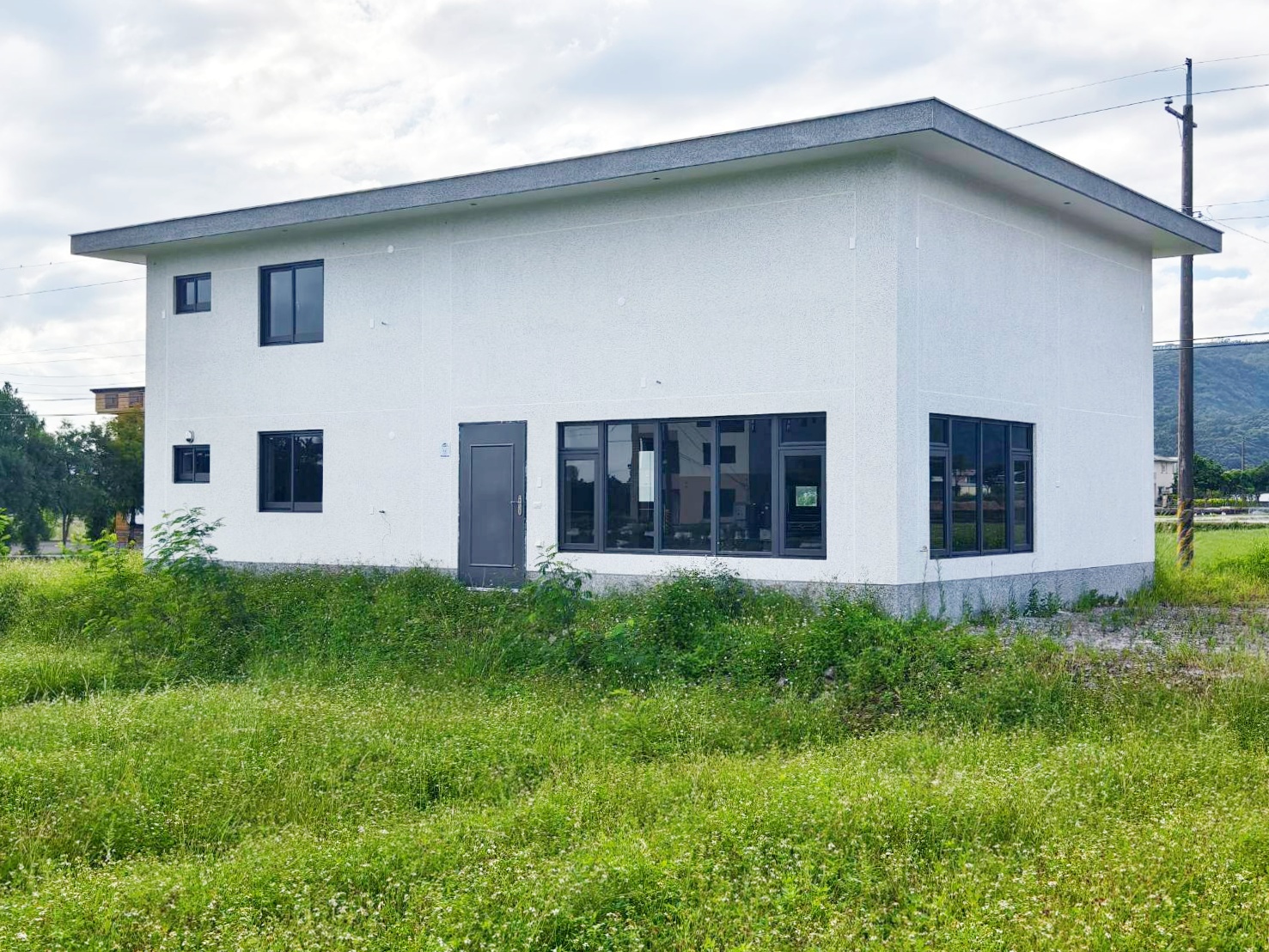 永慶許書豪★行健溪畔首排三面臨路農糧加工室