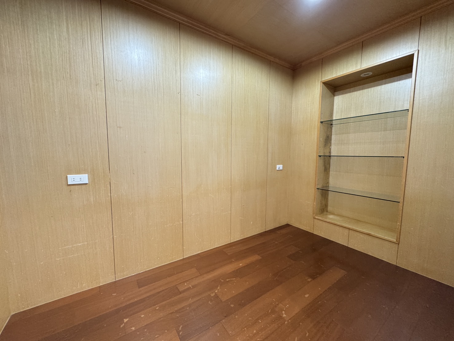 永慶許書豪★羅運旁738萬屋況佳美透天