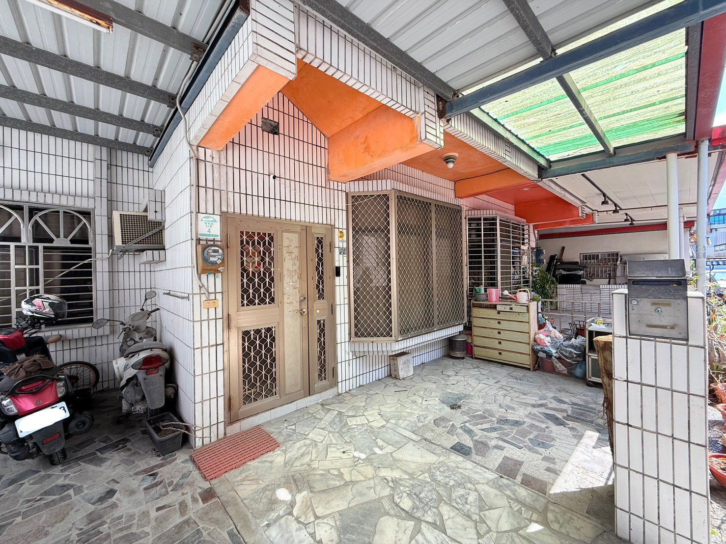 永慶許書豪★華德福旁大地坪面寬七米邊間透天