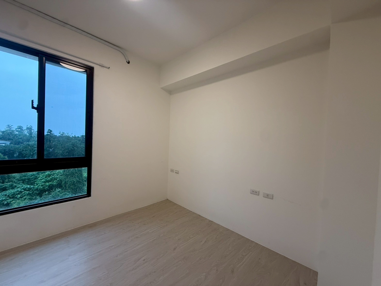 永慶許書豪★冬山藍圖全新明亮好停車華廈