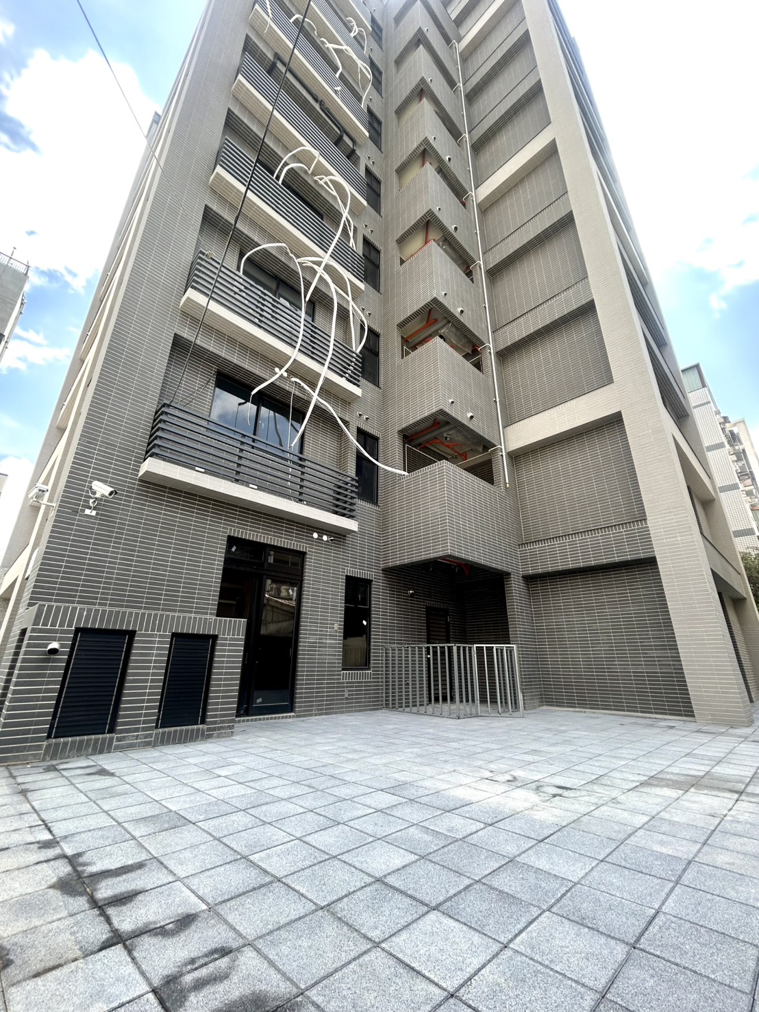 大溪市區｜尚富桂園12米大面寬店住