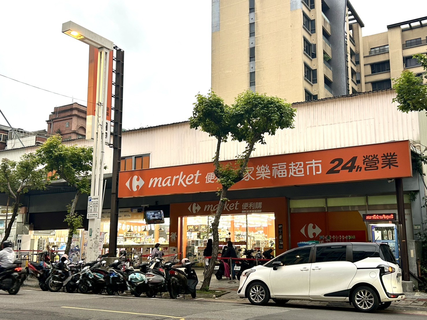 RV生活館美三房｜鬧中取靜的春日日常