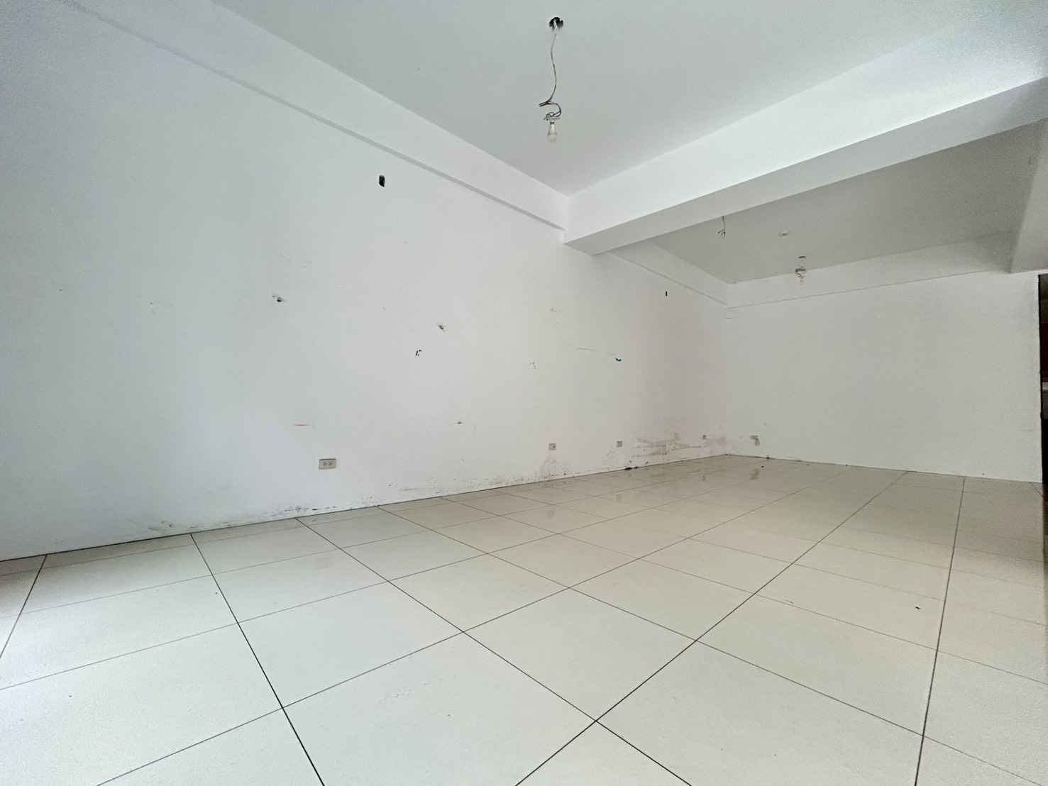 大溪市區｜尚富桂園12米大面寬店住