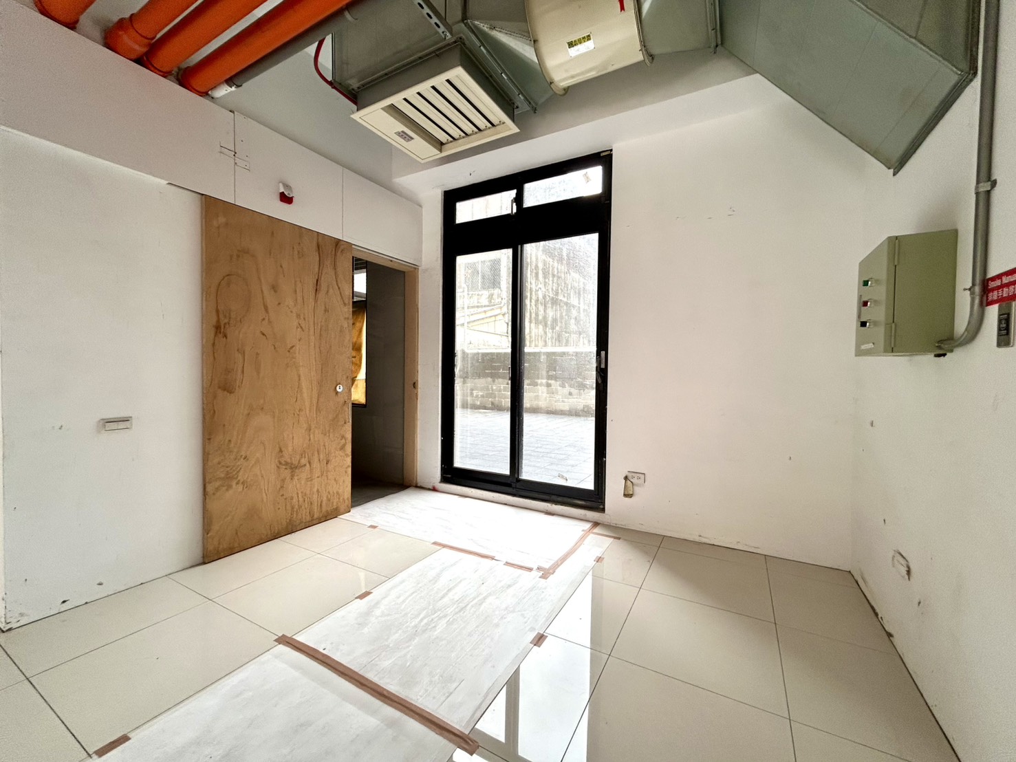 大溪市區｜尚富桂園12米大面寬店住