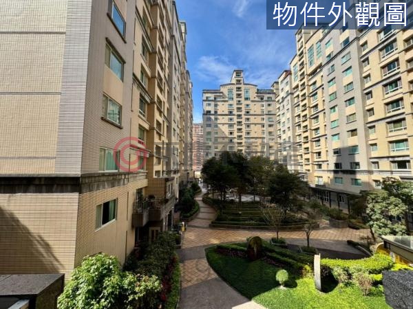 百川建設發現紐約家樂福旁低總價 四房雙車位