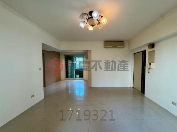 百川建設發現紐約家樂福旁低總價 四房雙車位