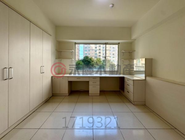 百川建設發現紐約家樂福旁低總價 四房雙車位