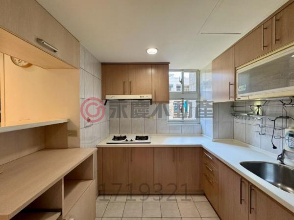 百川建設發現紐約家樂福旁低總價 四房雙車位