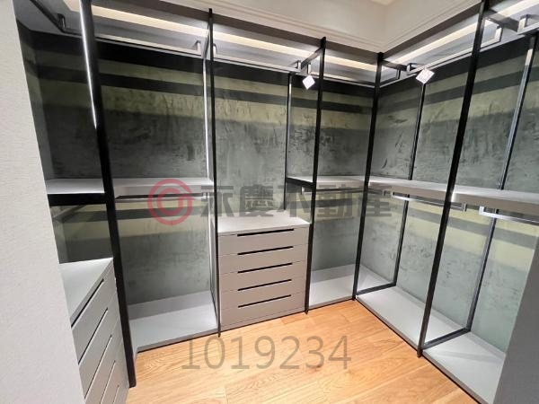 藝文特區精華區 【中悅瑰麗】 公園景觀戶四房三車