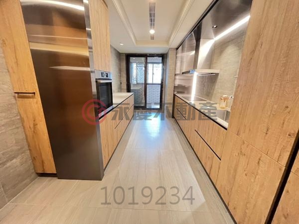 藝文特區精華區 【中悅瑰麗】 公園景觀戶四房三車