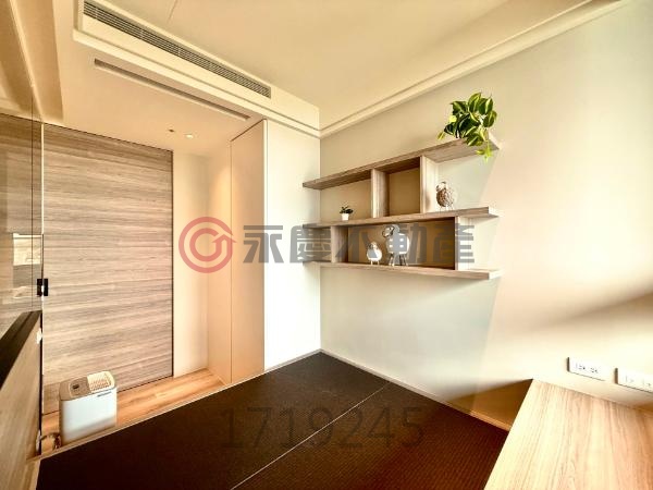 【禾林山知間｜無敵山景1+1房 平面車位】