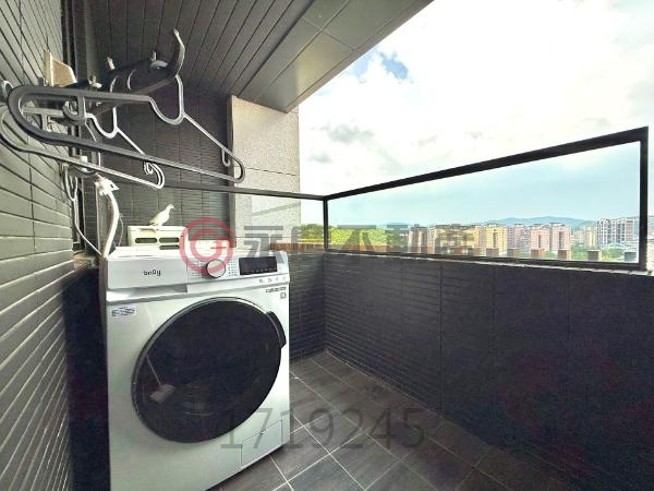 【禾林山知間｜無敵山景1+1房 平面車位】